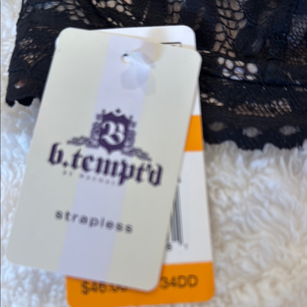 NWT STUNNING Black Lace Bandeau - Picture 2 of 5